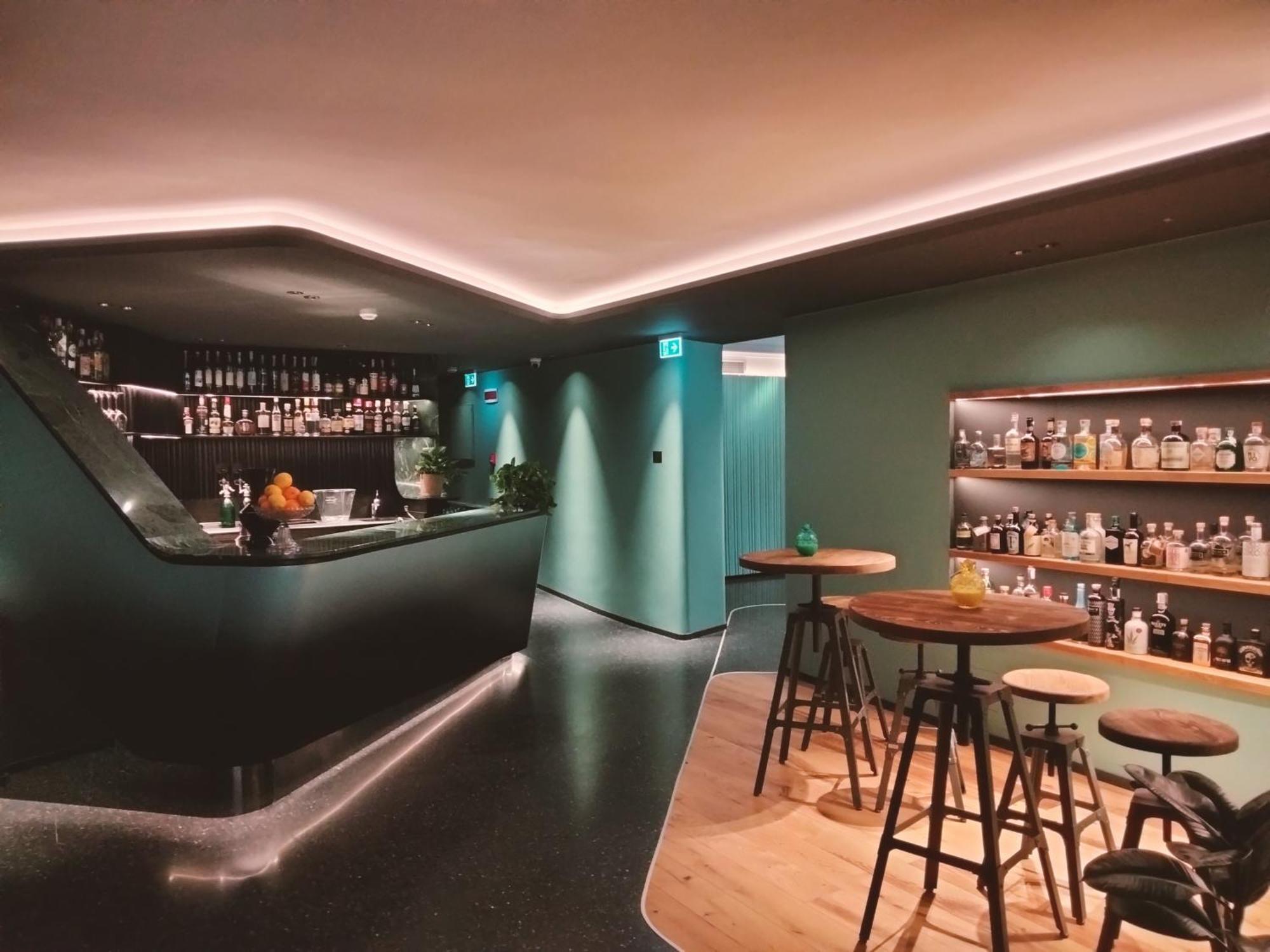 Hotel Ristorante Al Caminetto Worldhotels Crafted Adults Only Torri Del Benaco Bagian luar foto