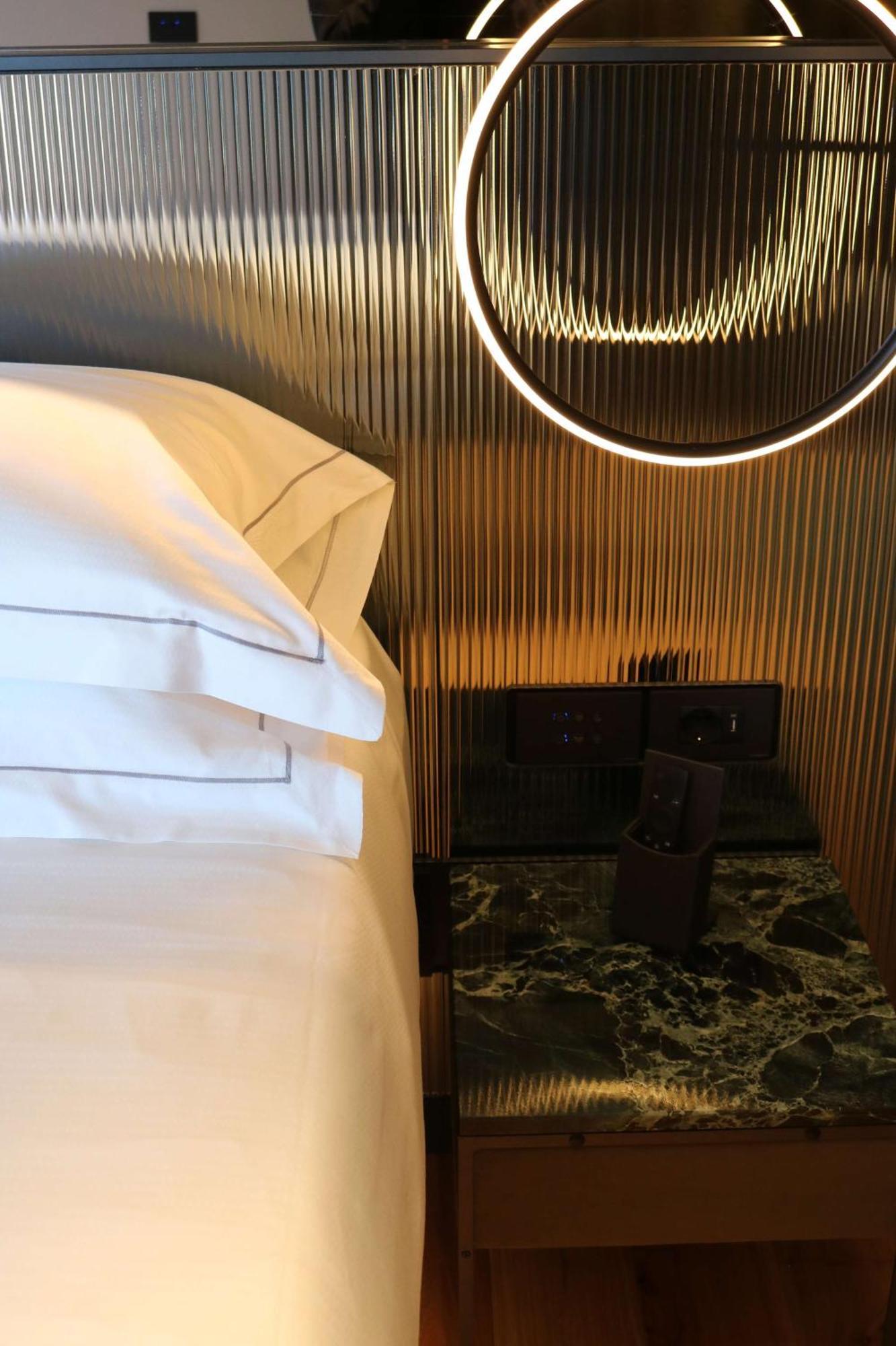 Hotel Ristorante Al Caminetto Worldhotels Crafted Adults Only Torri Del Benaco Bagian luar foto